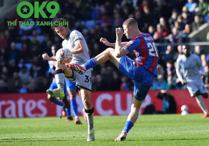 Soi Kèo Crystal Palace vs Millwall: Cửa Trên Có Dễ Thắng?